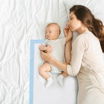Buon prezzo Sostanza assorbente eliminabile medica 65*51CM 7ply di Underpad dell'ospedale adulto e del bambino in linea