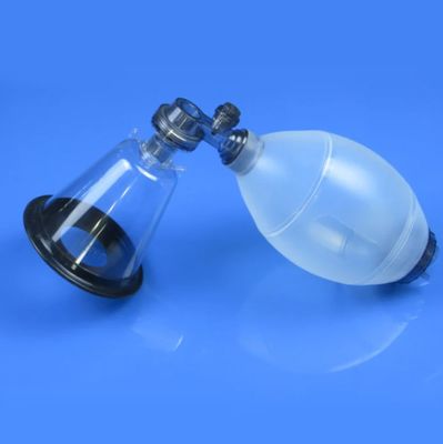 Buon prezzo Rianimatore manuale in silicone riutilizzabile per veterinari Set completo di sacchetti di Ambu con tubi di ossigeno, maschera e aerodinamica (dimensioni S/M/L) in linea