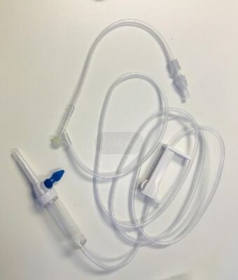 Buon prezzo Set per infusione medica monouso con regolatore di flusso regolabile da 60 gocce/ml per uso pediatrico in linea