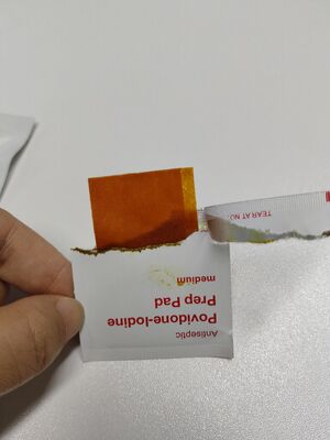 Buon prezzo Swabs di povidone-iodio extra spessi con durata di conservazione di 3 anni in imballaggi in foglio per cure sterili delle ferite in linea