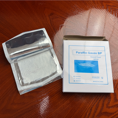 Buon prezzo Garza Paraffinica Sterile Monouso Medicale 10cm X 10cm Medicazione Liscia Traspirante per Ustioni Marca AVACARE Certificata CE Classe In linea