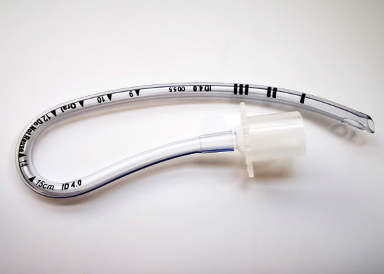 Buon prezzo Il PVC ha preformato l'intubazione tracheale orale di Rae Endotracheal Tube 4.0mm in linea